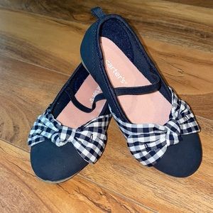 Carter’s size 11 dress shoe